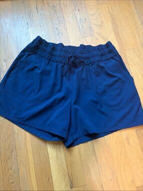 Southern Tide Women's Navy Elastic Drawstring Athletic Shorts